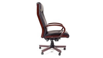 CHAIRMAN 411