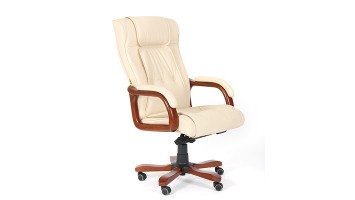 CHAIRMAN 653